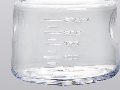良好的透明度，刻度清晰，便于觀察容量