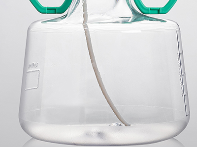 內(nèi)側(cè)管路可伸至瓶底，完成液體轉(zhuǎn)移，管路長度與孔徑還可根據(jù)需求進(jìn)行定制